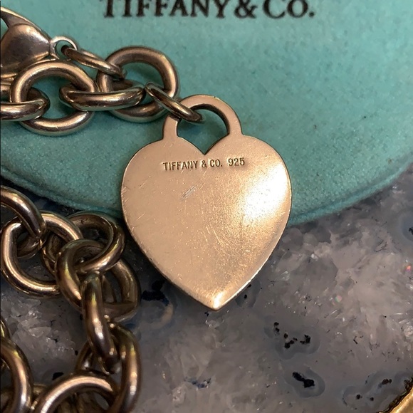 TIFFANY & CO. HEART BRACELET 925 STERLING SILVER - Picture 2 of 8